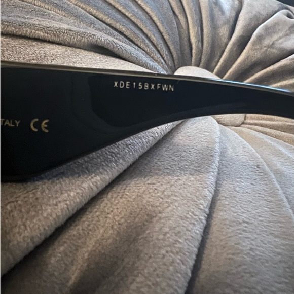 Gucci Cat Eye Sunglasses SOLD - Picture 10 of 11